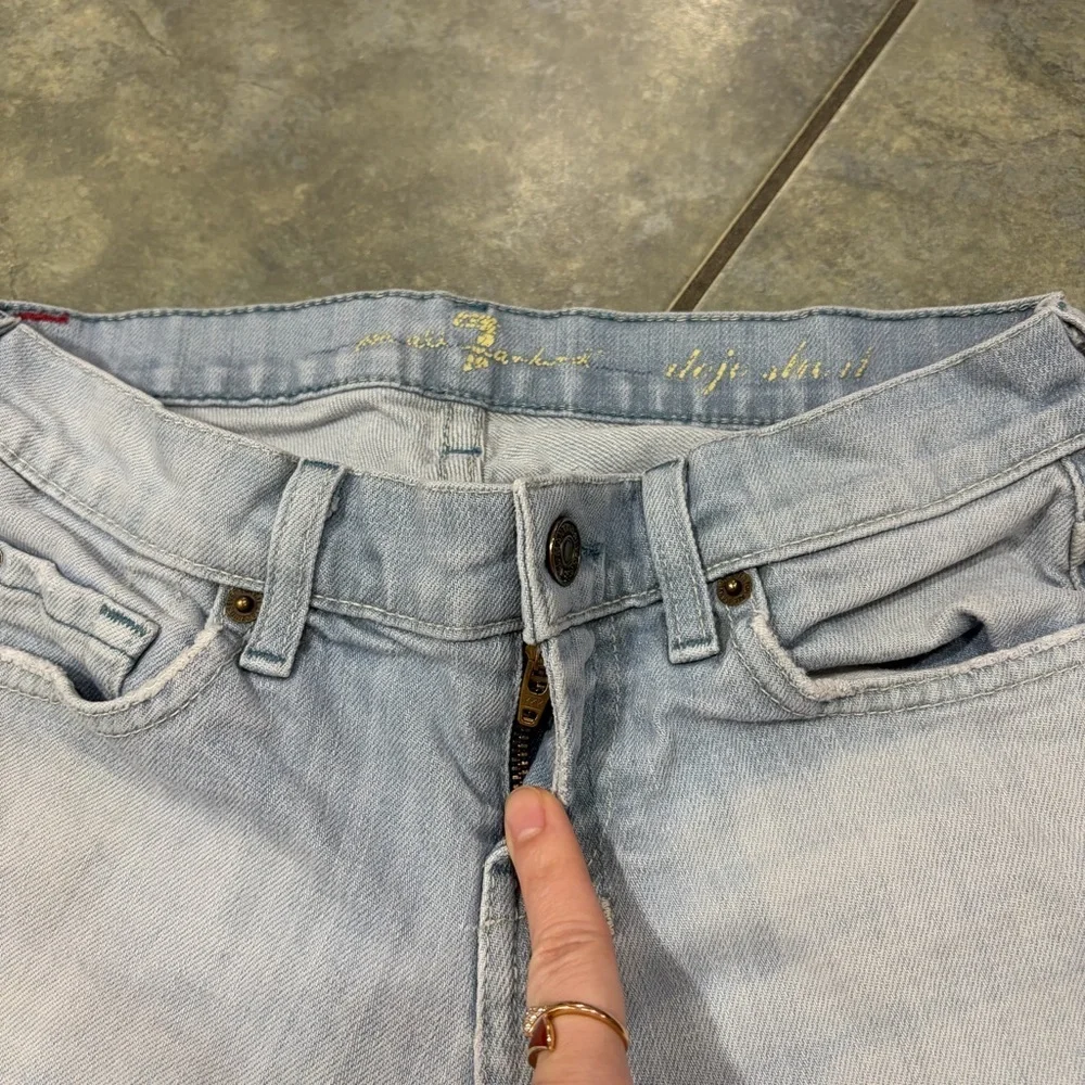 7 For All Mankind Sz 25 Dojo Bermuda Jeans Denim Shorts Light Wash Y2K Preppy - Picture 5 of 11